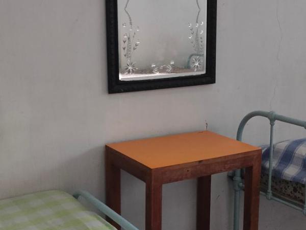 Hostel Vasantashram CST Mumbai : photo 7 de la chambre lit dans dortoir pour femmes de 4 lits