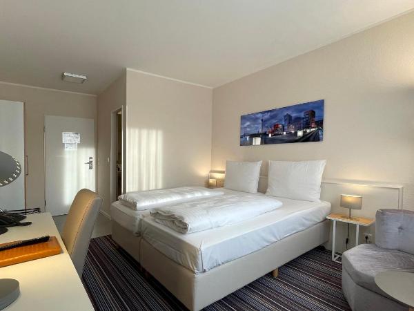 Hotel Astra : photo 9 de la chambre chambre double affaires