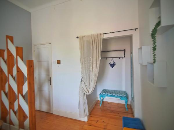 Alojamentos Vista Mar-Luisa Todi : photo 5 de la chambre chambre double avec salle de bains privative extérieure