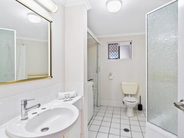 Citysider Cairns Holiday Apartments : photo 6 de la chambre appartement - vue sur piscine