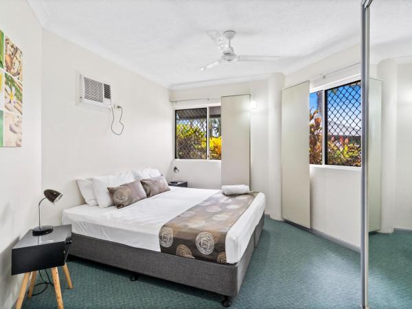 Citysider Cairns Holiday Apartments : photo 3 de la chambre appartement - vue sur piscine