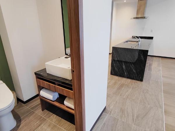 FUJITAYA Querétaro : photo 8 de la chambre suite supérieure lit king-size