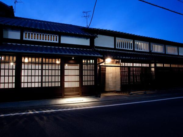 町宿枩邑 まつむら : photo 2 de la chambre chambre familiale avec terrasse 