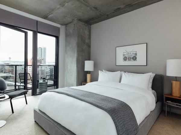 Mint House Denver - Downtown Union Station : photo 2 de la chambre appartement avec vue sur la montagne