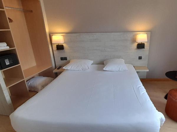 Hôtel AKENA Biarritz - Grande plage : photo 3 de la chambre chambre double