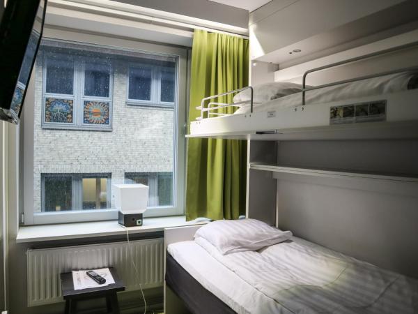 Comfort Hotel City : photo 4 de la chambre petite chambre simple