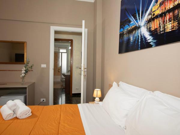 Casa Vittoria di San Martino Affittacamere : photo 5 de la chambre chambre double avec balcon