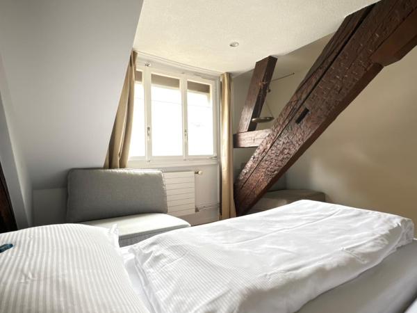 ROESLI Guest House : photo 2 de la chambre chambre double