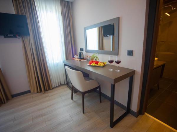 MAGİA HOTEL : photo 9 de la chambre chambre double avec balcon