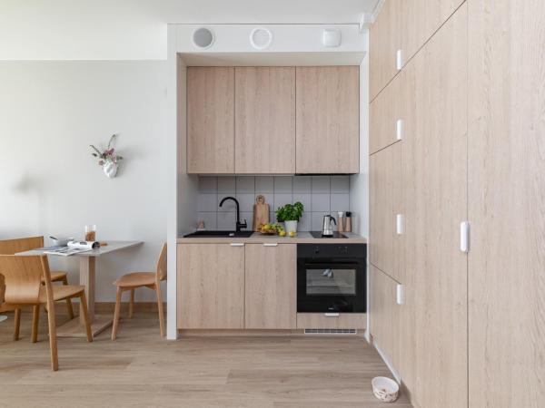 Noli Mokotow - Modern Scandinavian Style close to the Airport & easy access to city center : photo 5 de la chambre large two room studio