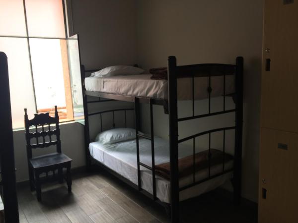 Capsule Hostel : photo 5 de la chambre lit dans dortoir mixte de 4 lits