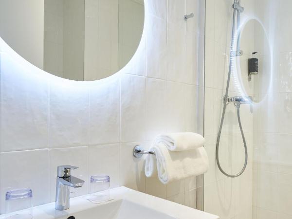 Hôtel Bordeaux Clémenceau by Happyculture : photo 2 de la chambre chambre double