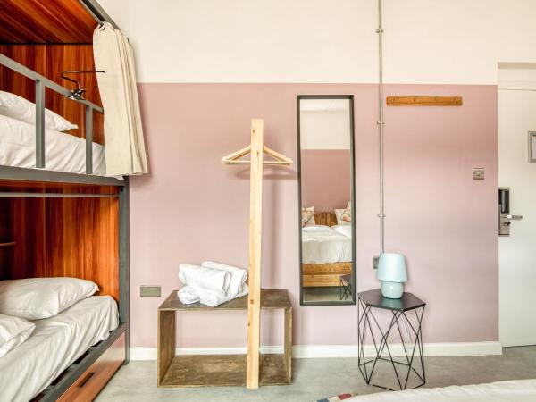 PH Hostel Birmingham : photo 3 de la chambre chambre familiale