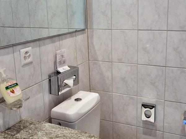 Soldanella : photo 8 de la chambre chambre double ou lits jumeaux supérieure - vue sur lac