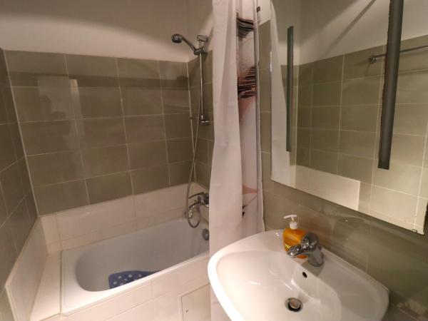 Golden's Apart-Hotel : photo 3 de la chambre chambre simple Économique