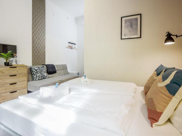 Maverick Ensuites : photo 2 de la chambre chambre double avec salle de bains privative