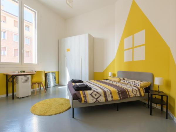 Ostello Umile : photo 2 de la chambre chambre double avec toilettes communes