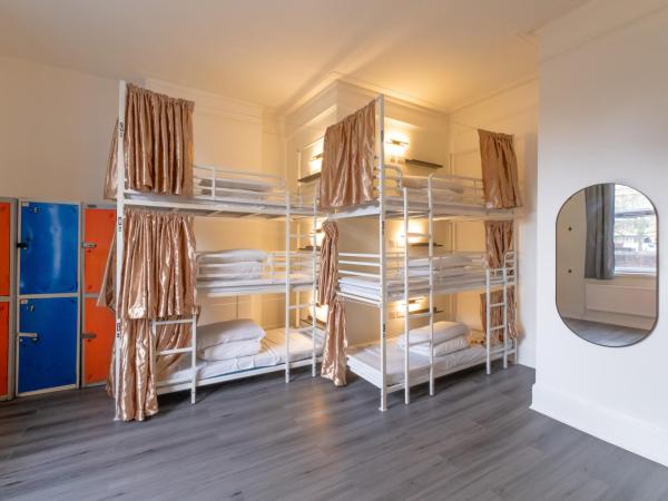 Book A Bed Hostels : photo 1 de la chambre lit dans dortoir mixte de 12 lits