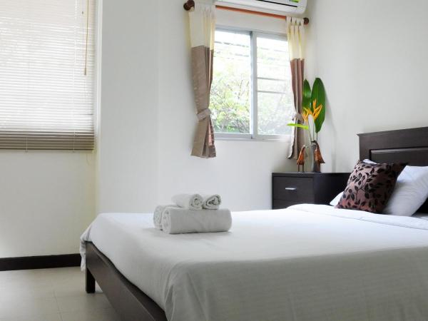 Thanaree place : photo 2 de la chambre appartement 2 chambres