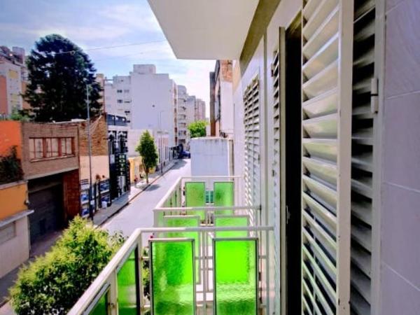 HOTEL RESIDENCIAL CAMACHO : photo 2 de la chambre chambre lits jumeaux avec balcon