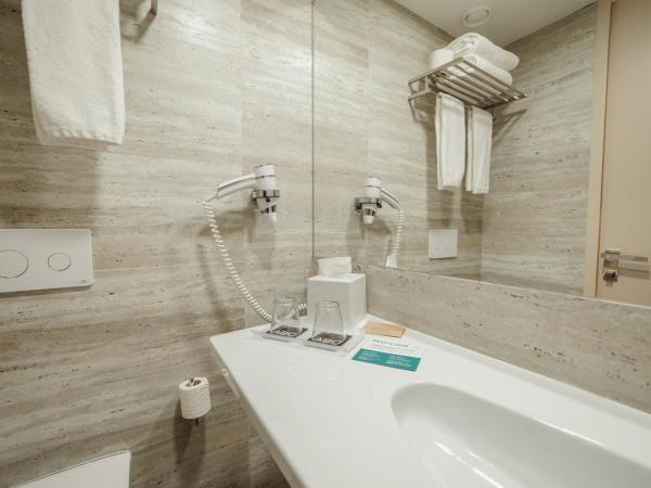 ABC Hotel Porto - Boavista : photo 5 de la chambre chambre lits jumeaux