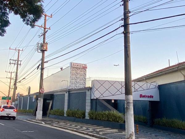 EUPHORIA MOTEL : photo 2 de la chambre suite