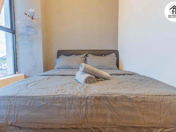 MetroCity Backpackers : photo 4 de la chambre chambre double - vue sur montagne