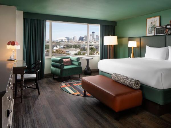 Hotel Tonnelle New Orleans, a Tribute Portfolio Hotel : photo 3 de la chambre chambre lit king-size - vue sur ville