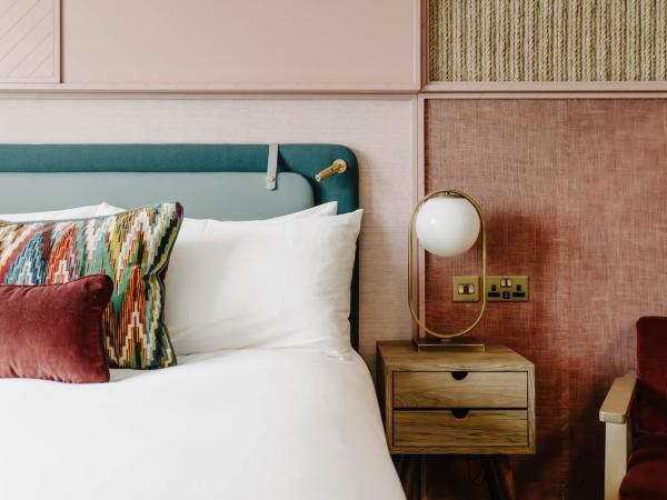 The Halyard Liverpool, Vignette Collection, an IHG Hotel : photo 7 de la chambre chambre lit queen-size deluxe