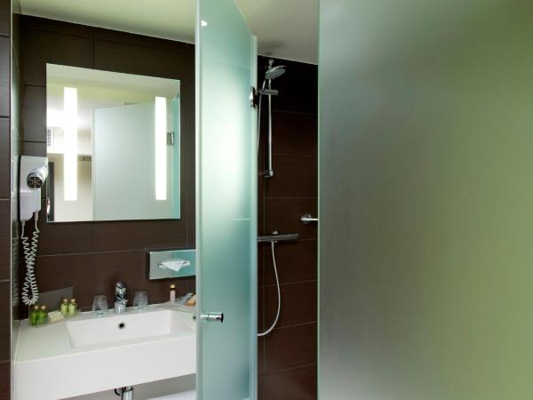 Holiday Inn Paris Opéra - Grands Boulevards, an IHG Hotel : photo 4 de la chambre chambre simple