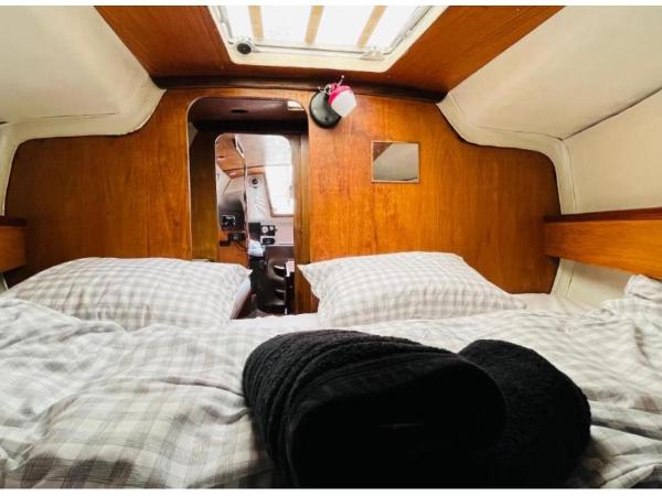 Barcelona Hotel Sailboat : photo 4 de la chambre mobile home