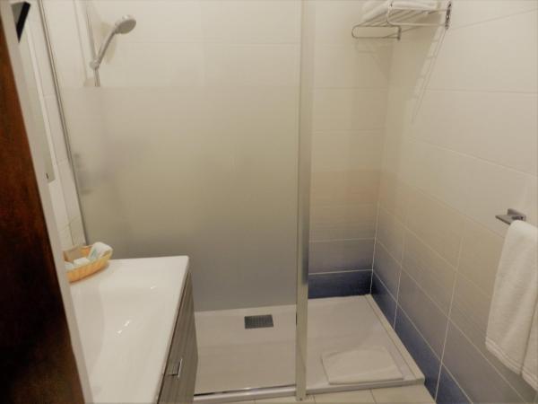 Grand Hotel Moriaz : photo 5 de la chambre chambre double - vue sur mer