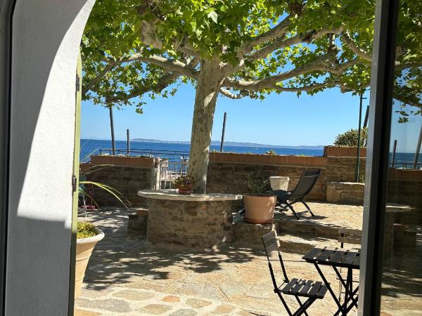 Hôtel Astria : photo 3 de la chambre chambre triple - vue sur mer