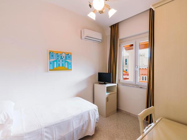 Hotel Villa Svizzera Terme : photo 2 de la chambre chambre simple