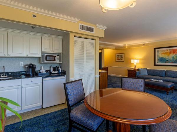 The Lago Mar Beach Resort and Club : photo 4 de la chambre suite lit king-size - vue sur mer