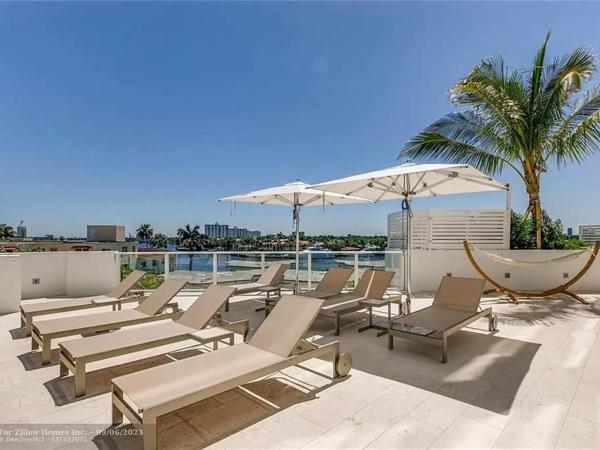 The Glamour of Upscale Downtown Ft. Lauderdale : photo 3 de la chambre appartement avec balcon