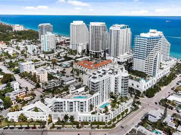 The Glamour of Upscale Downtown Ft. Lauderdale : photo 6 de la chambre appartement avec balcon