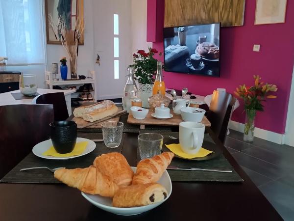 Chez Vincent : photo 1 de la chambre grande chambre double