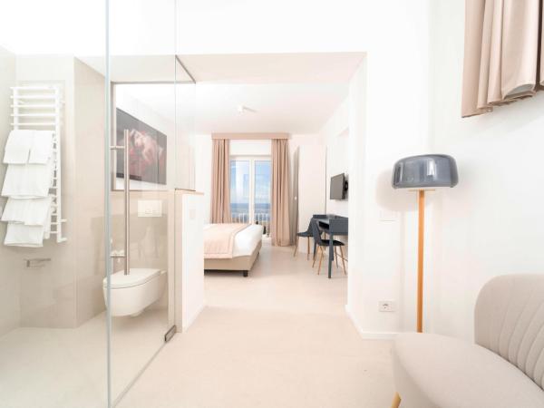 La Prora Apartments : photo 5 de la chambre chambre double ou lits jumeaux - vue sur mer