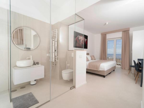 La Prora Apartments : photo 3 de la chambre chambre double ou lits jumeaux - vue sur mer