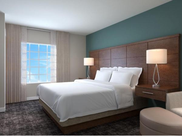 Staybridge Suites - Calgary Airport, an IHG Hotel : photo 3 de la chambre suite 1 chambre lit king-size