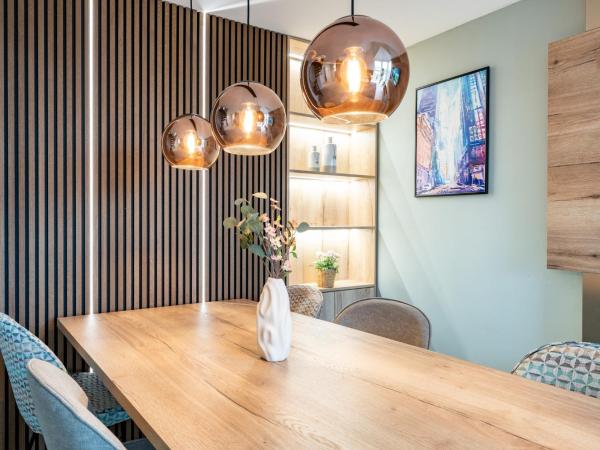 HOTEL Am Spichernplatz : photo 7 de la chambre appartement de grand standing (jusqu'à 10 personnes)