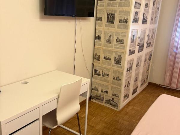 Moonlight Centro Bologna : photo 3 de la chambre chambre familiale