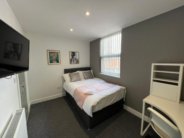 We House One - Birmingham : photo 3 de la chambre chambre double avec salle de bains privative