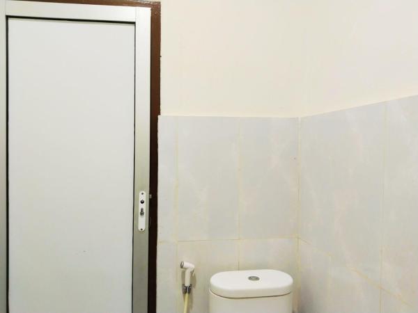 Roemah Djatinegara : photo 7 de la chambre chambre double standard