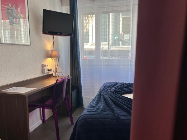 ATH hôtel Athénée : photo 2 de la chambre petite chambre double