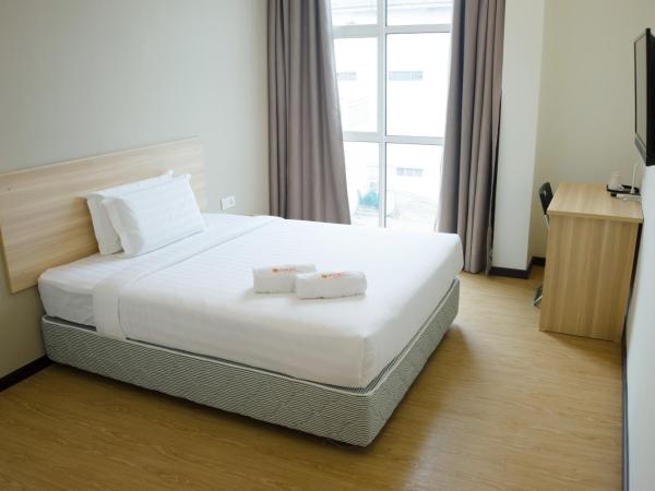 1Orange Hotel Sri Petaling : photo 5 de la chambre chambre lit queen-size deluxe