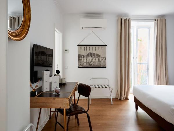 Casa Apollo Guesthouse : photo 2 de la chambre chambre lit queen-size - vue sur jardin