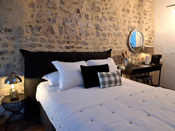 Hôtel Le Patio de Sophie : photo 1 de la chambre chambre double deluxe avec balcon