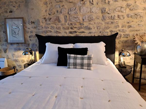 Hôtel Le Patio de Sophie : photo 4 de la chambre chambre double deluxe avec balcon